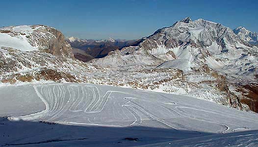 Les "spaghettis" nordique sur le glacier : y'a plus qu'à...